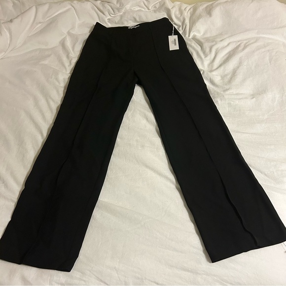 SOLD—⭐️NWT Reformation Landon Pants in Black⭐️ - Picture 4 of 8